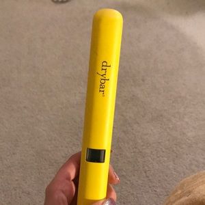 Dry Bar Flat Iron